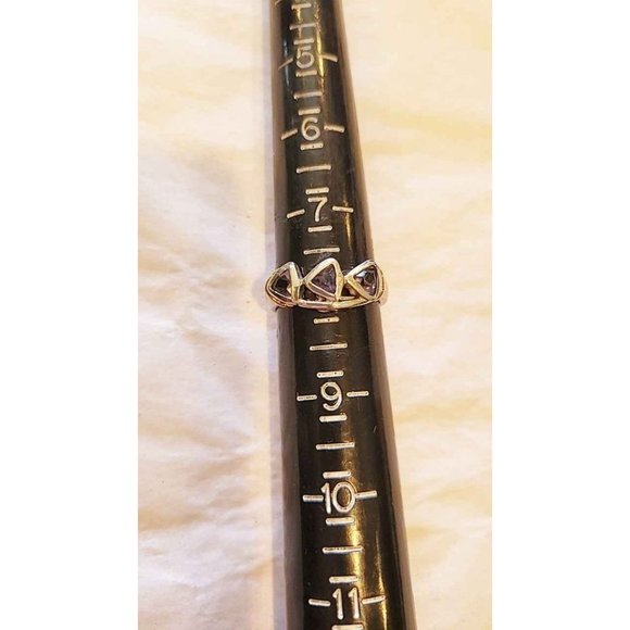 Sterling Silver Amethyst 3 Stone Ring Size 8 - Picture 1 of 8